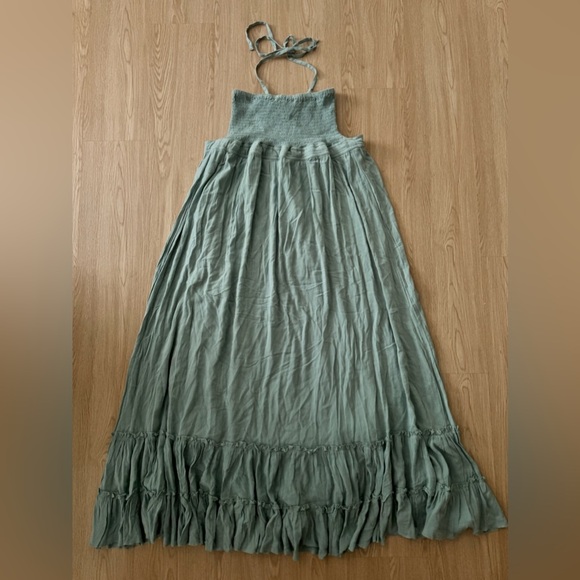 Pinkblush smocked top open back maxi halter dress nwot - Picture 6 of 6